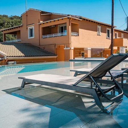 Pyramid City Apartments Agios Spyridon  Esterno foto