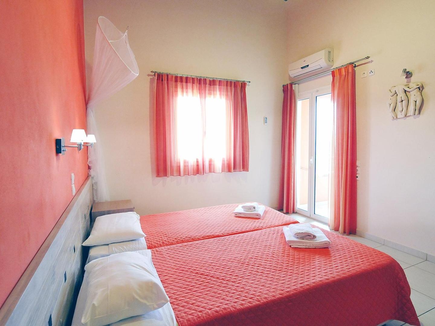 Pyramid City Apartments Agios Spyridon  Esterno foto