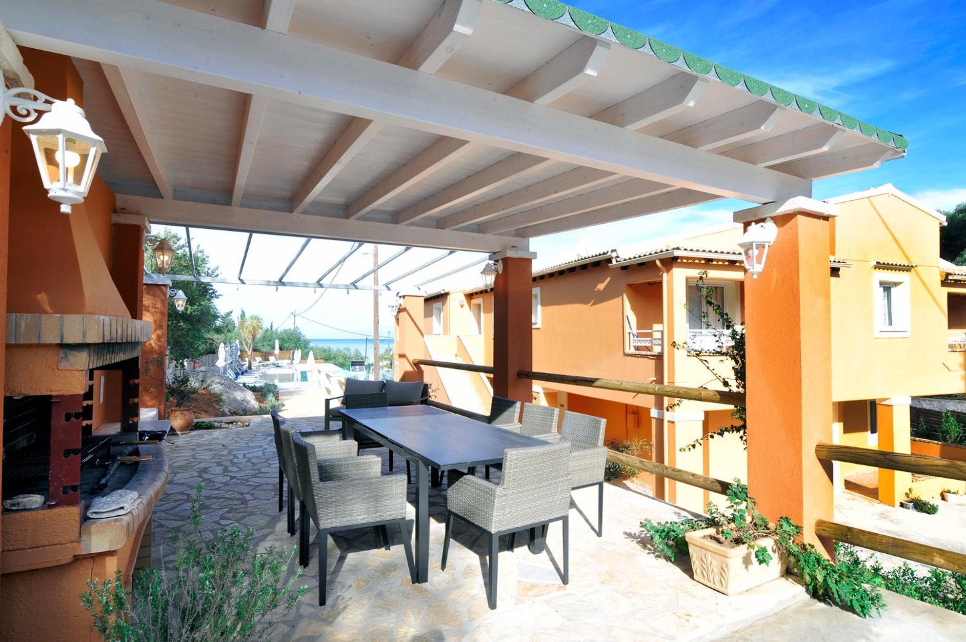 Pyramid City Apartments Agios Spyridon  Esterno foto
